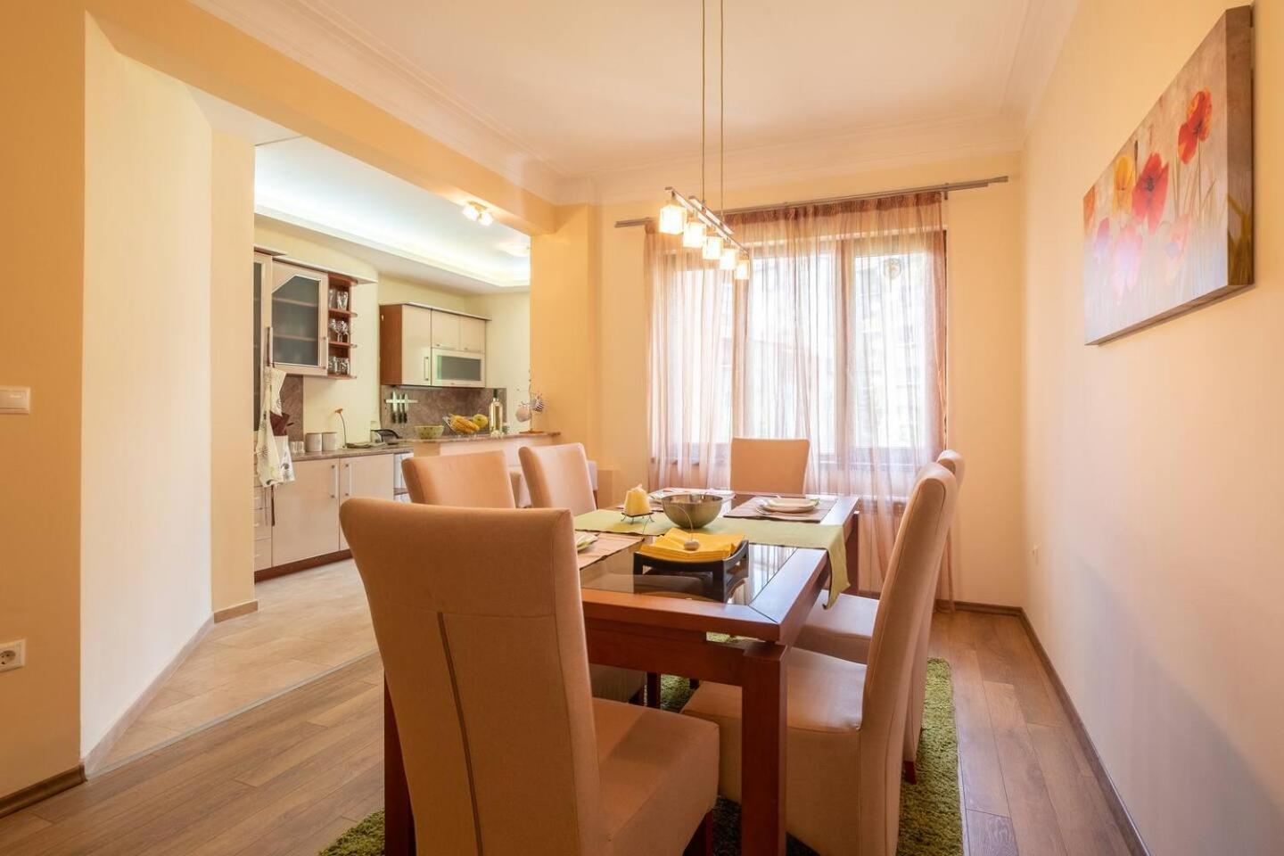 Top Pick! Central Spacious 2 Bedroom Apartment Sofie Exteriér fotografie